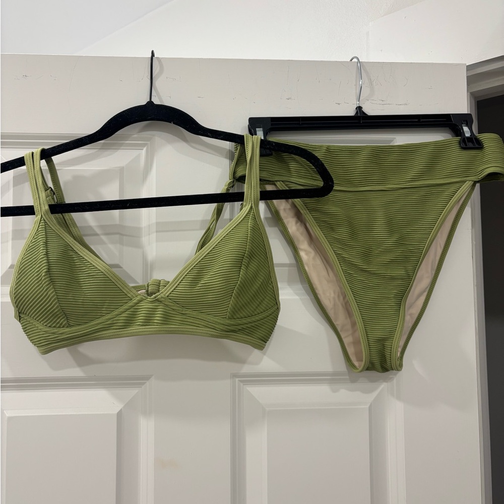 LA Hearts Green Ribbed Bikini Set